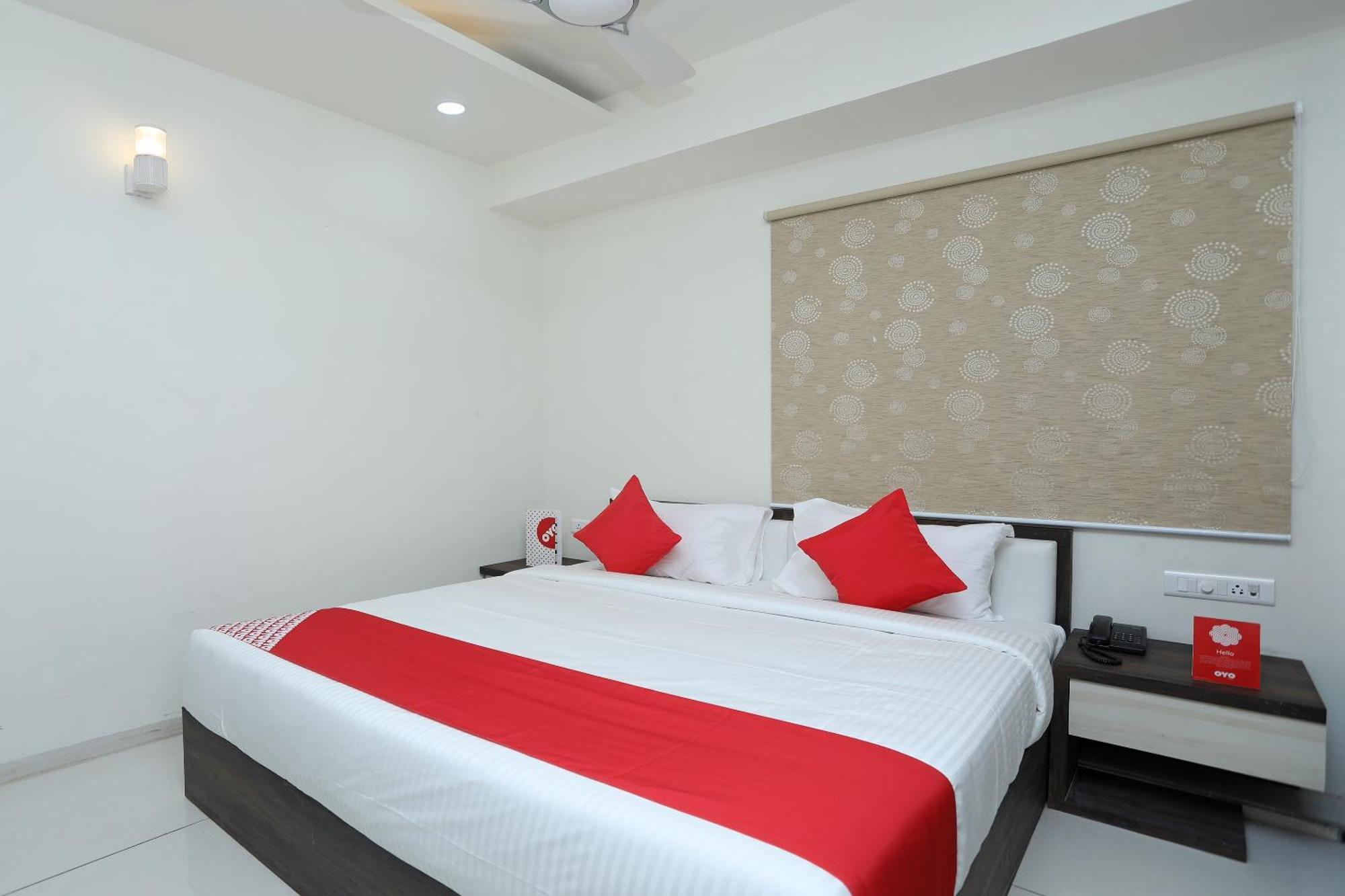 Super Hotel O Taste Of Temple Бхопал Экстерьер фото
